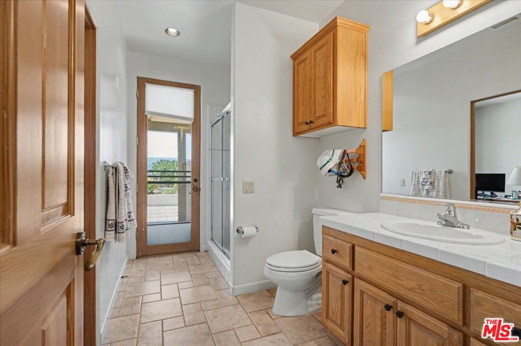1611 Fredensborg Way Property Photo 25