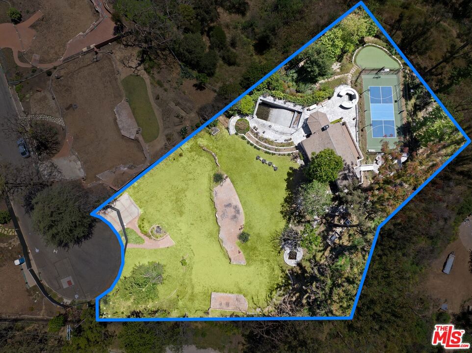 1267 Villa Woods Drive Property Photo 4