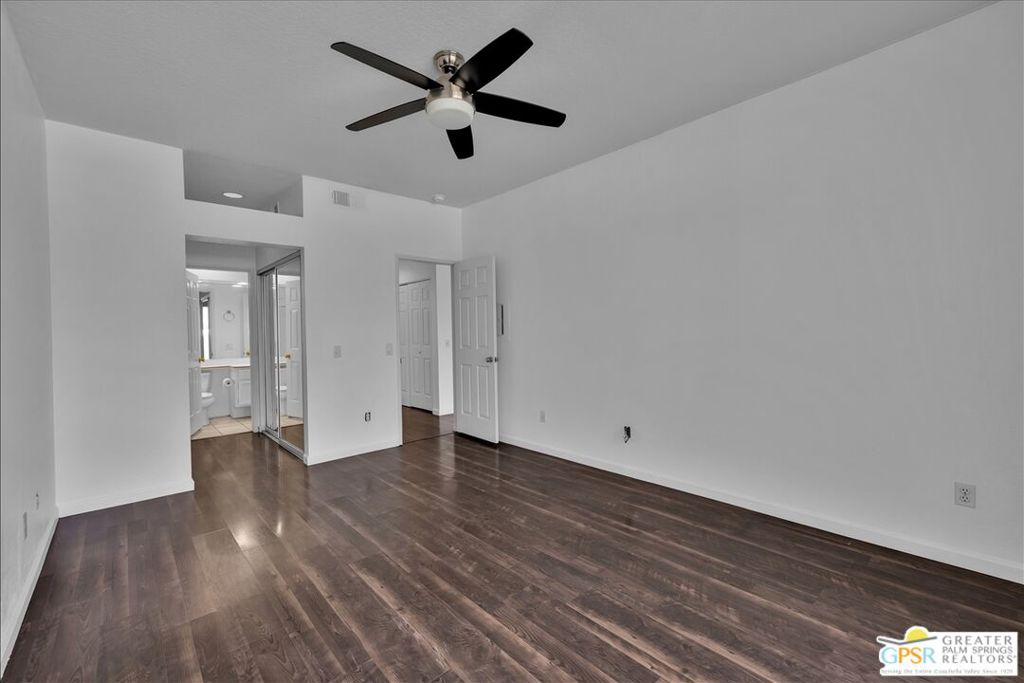 401 S El Cielo Road 157 Property Photo 13