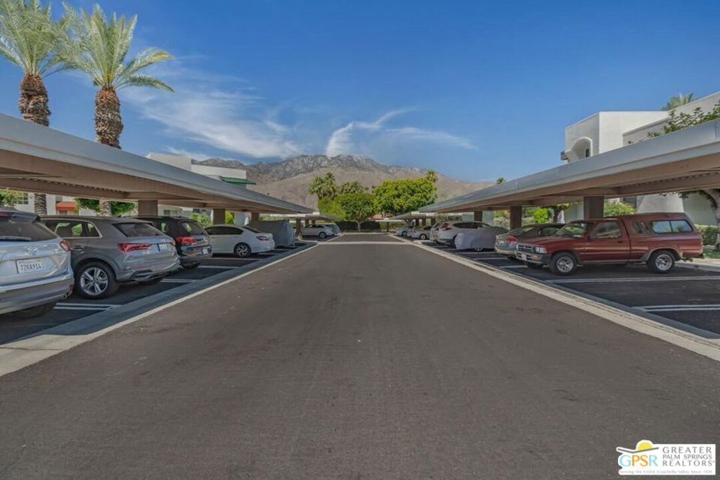 401 S El Cielo Road 157 Property Photo 36