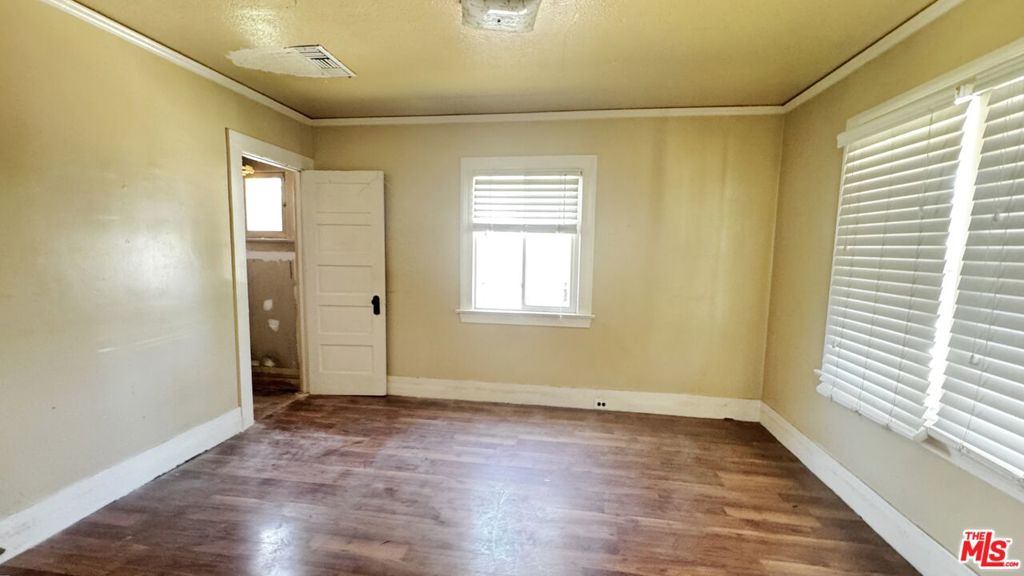 5717 4th Avenue Property Photo 13