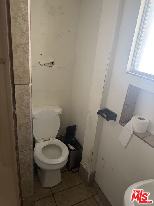213 W 83rd Street Property Photo 17