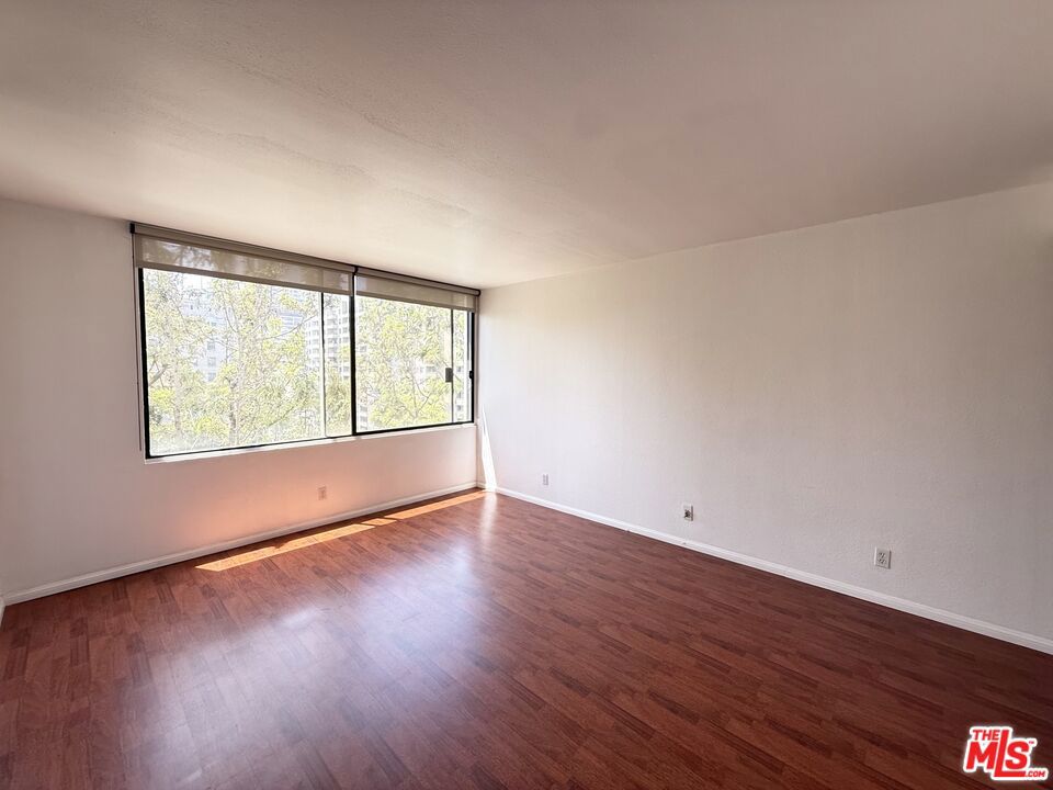 600 W 9th Street 814 Property Photo 46