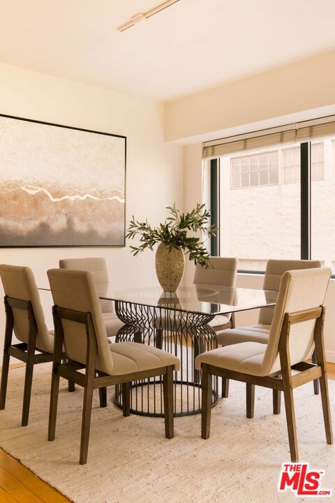 10520 Wilshire Boulevard 303 Property Photo 7