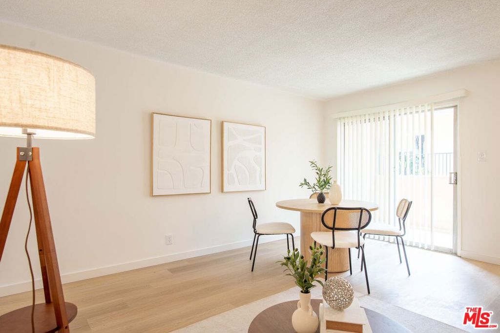 833 5th Street 206 Property Photo 15