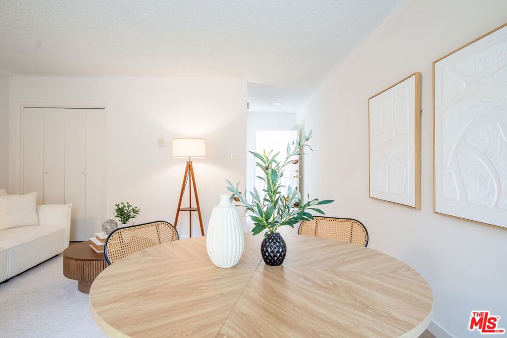 833 5th Street 206 Property Photo 17