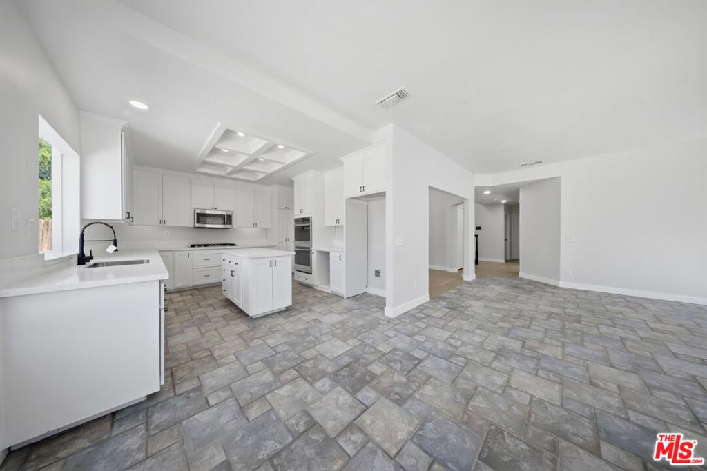 337 Morningside Terrace Property Photo 13