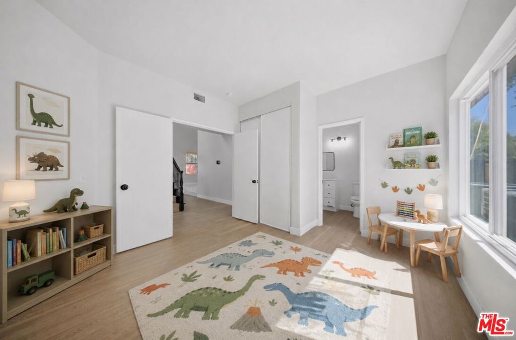337 Morningside Terrace Property Photo 14
