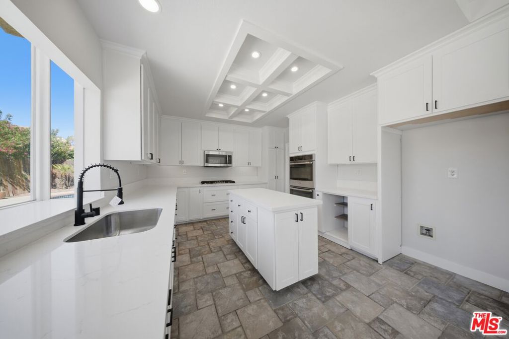 337 Morningside Terrace Property Photo 32