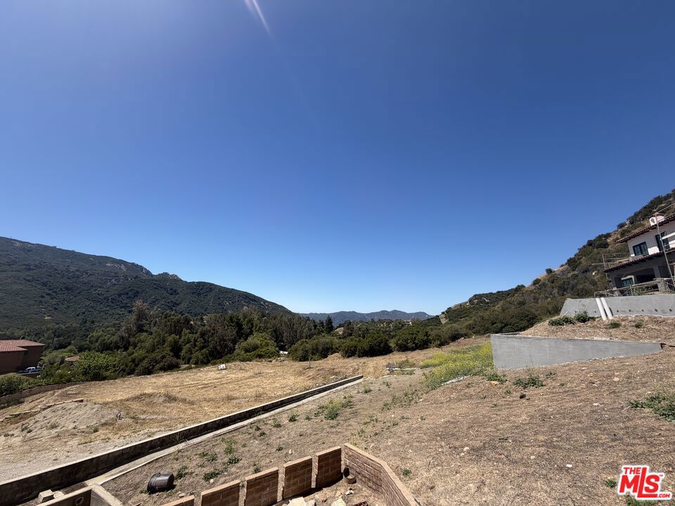 2116 Stunt Road Property Photo 10