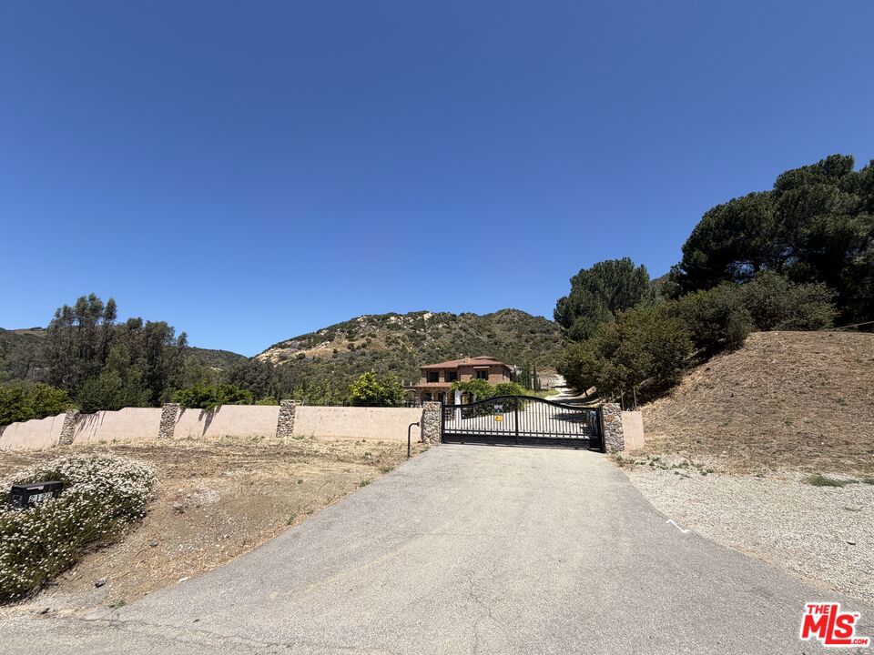 2116 Stunt Road Property Photo 12
