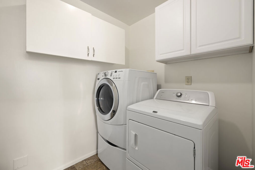 10430 Wilshire Boulevard 202 Property Photo 17