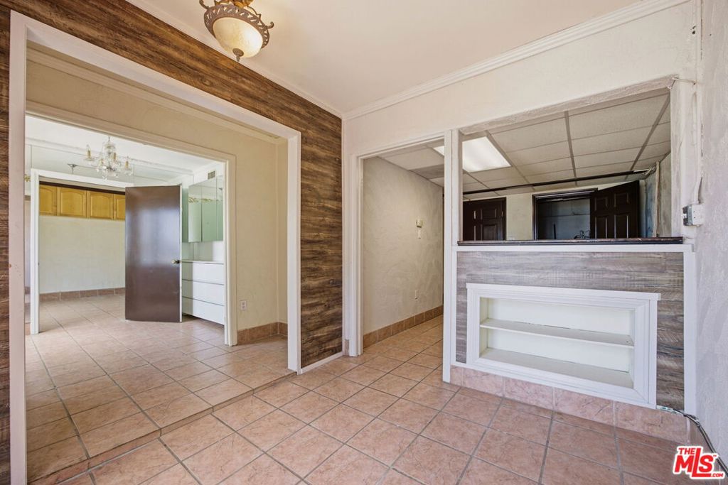 21235 Pacific Coast Highway 21241 Property Photo 6