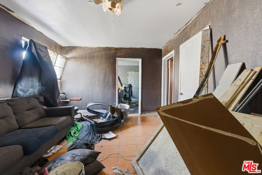 2124 Violet Street Property Photo 19