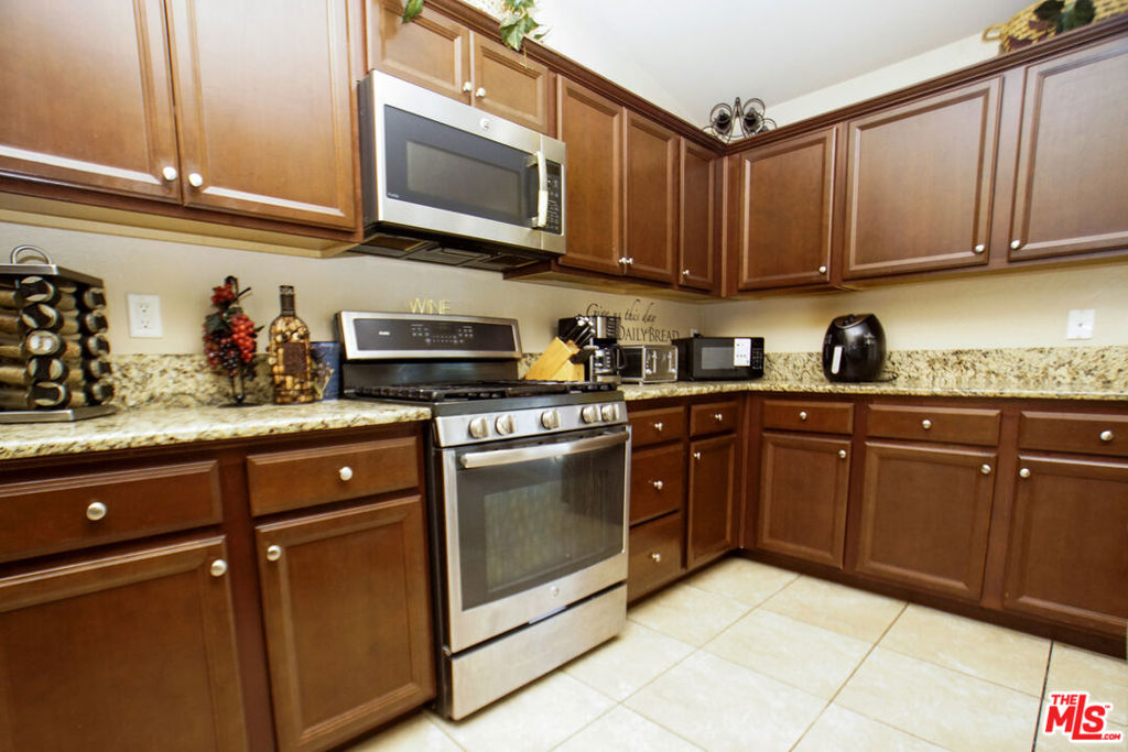 6014 Samuelson Street Property Photo 4