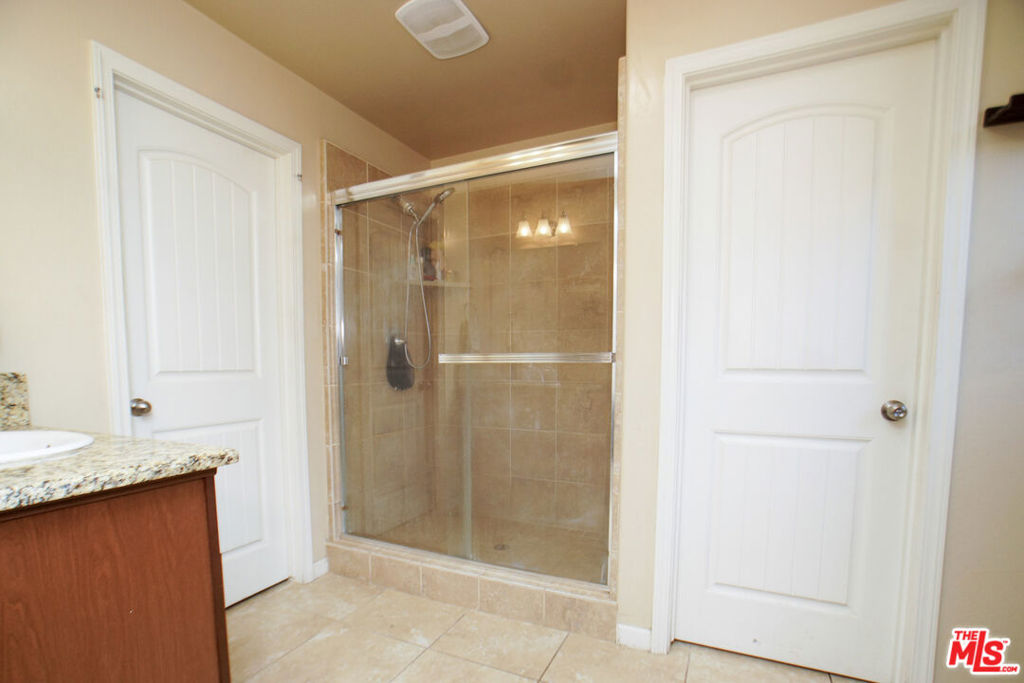 6014 Samuelson Street Property Photo 12