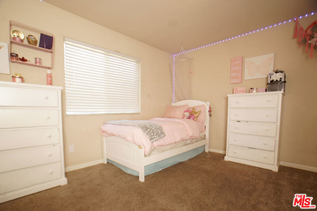 6014 Samuelson Street Property Photo 14
