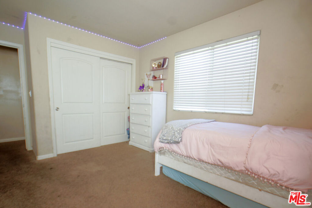 6014 Samuelson Street Property Photo 15