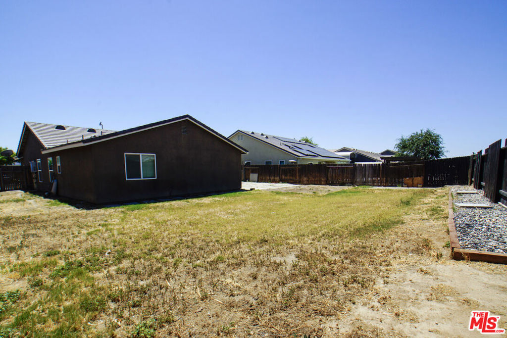 6014 Samuelson Street Property Photo 20