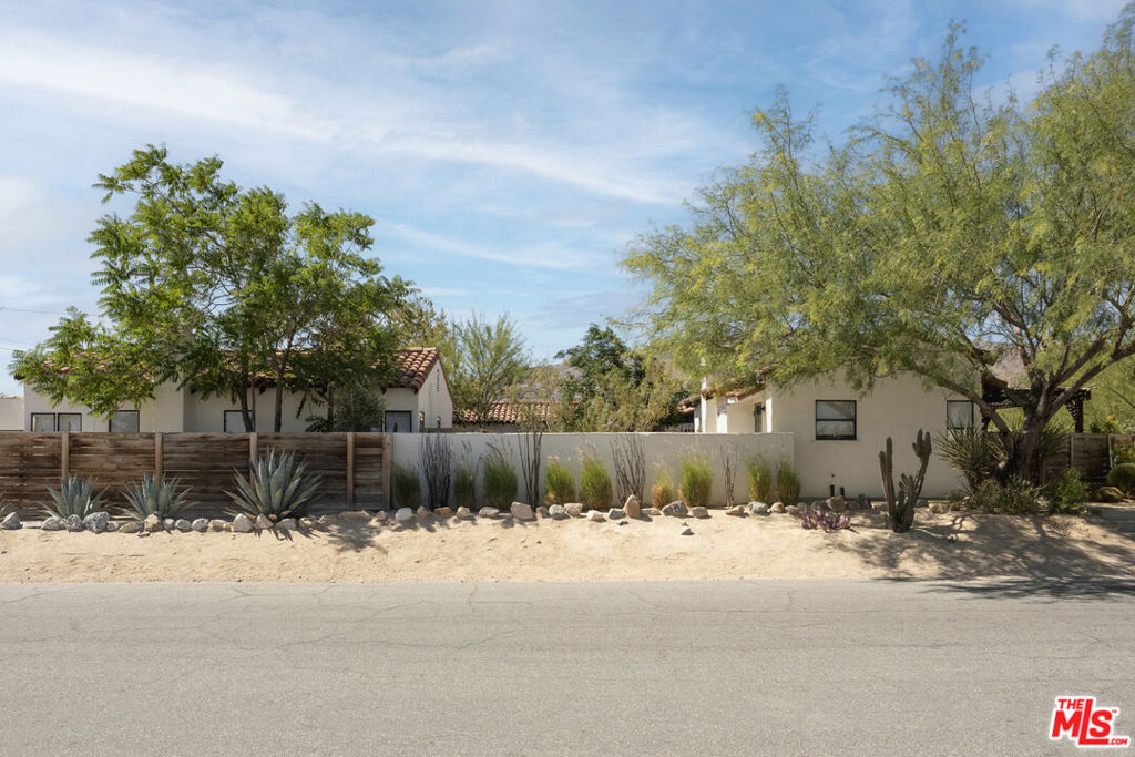 6405 Tamarisk Avenue Property Photo 2