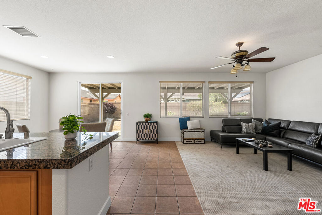 6304 Starview Drive Property Photo 7