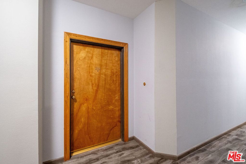 1164 Wellesley Avenue 204 Property Photo 32