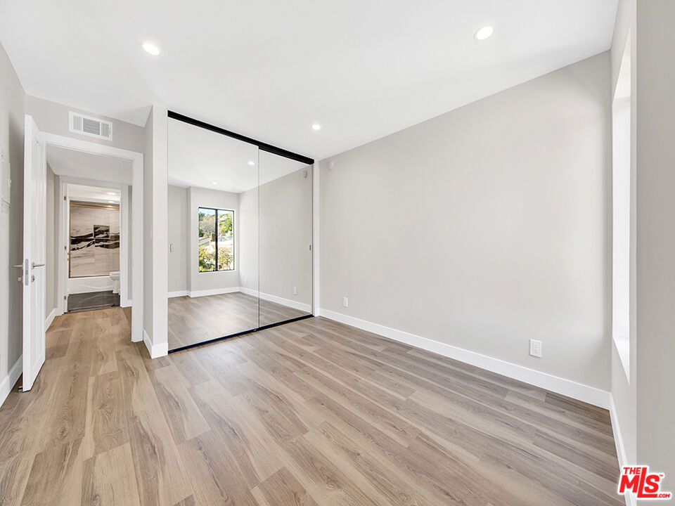 1325 Valley View Road 201 Property Photo 15