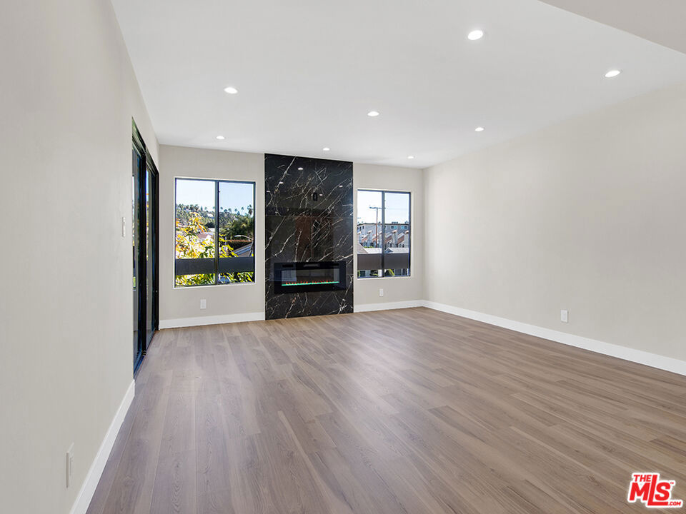 1325 Valley View Road 201 Property Photo 26