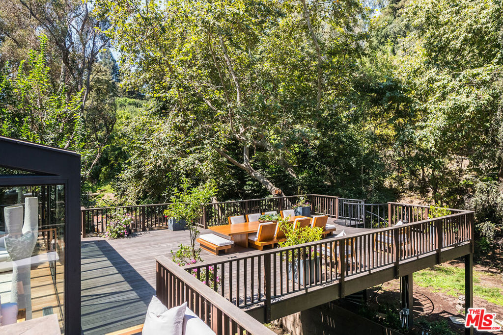 681 Brooktree Road Property Photo 20