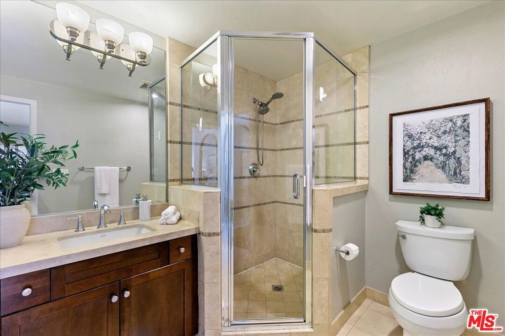 11115 Acama Street 107 Property Photo 21