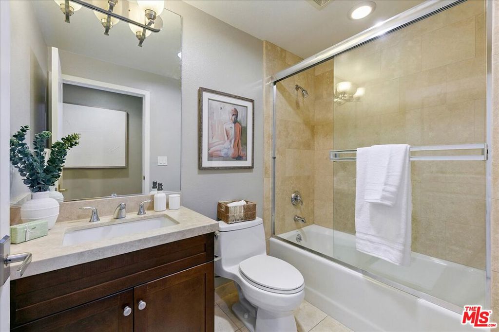 11115 Acama Street 107 Property Photo 29