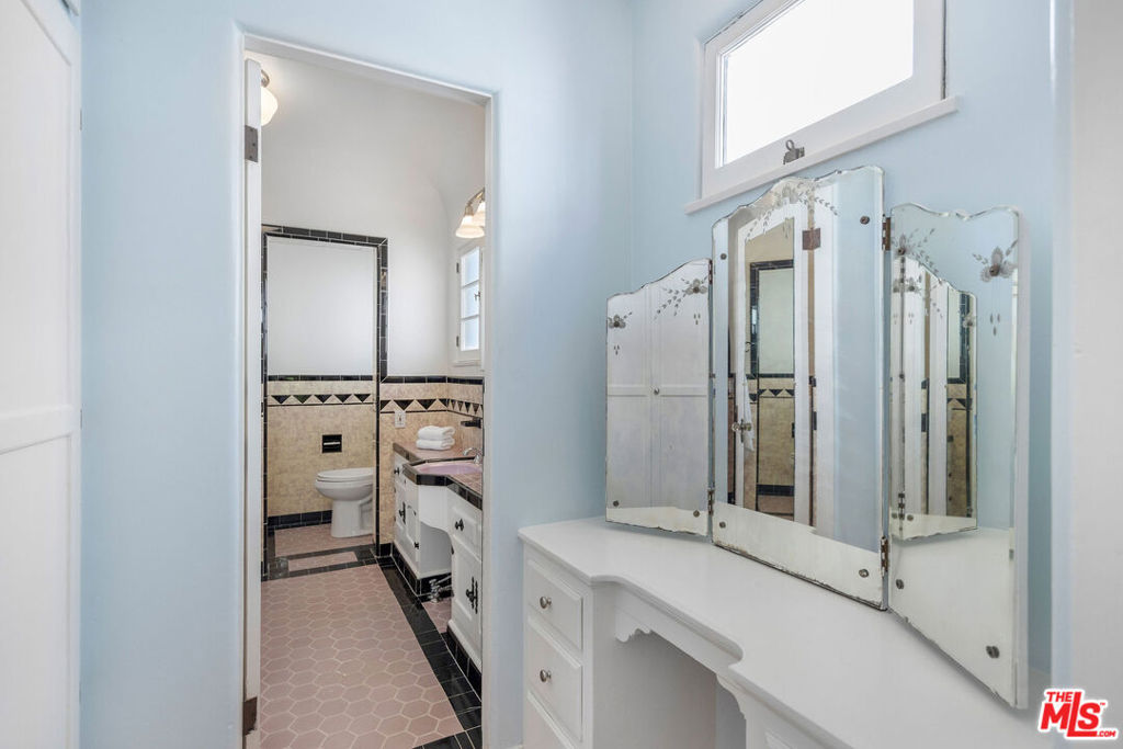 6501 Whitworth Drive Property Photo 32