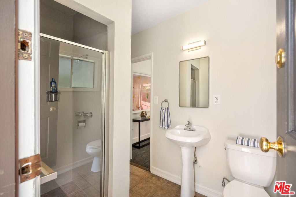 6501 Whitworth Drive Property Photo 41