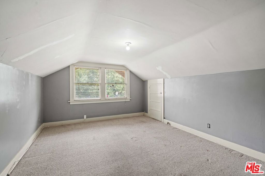 105 El Nido Avenue Property Photo 35