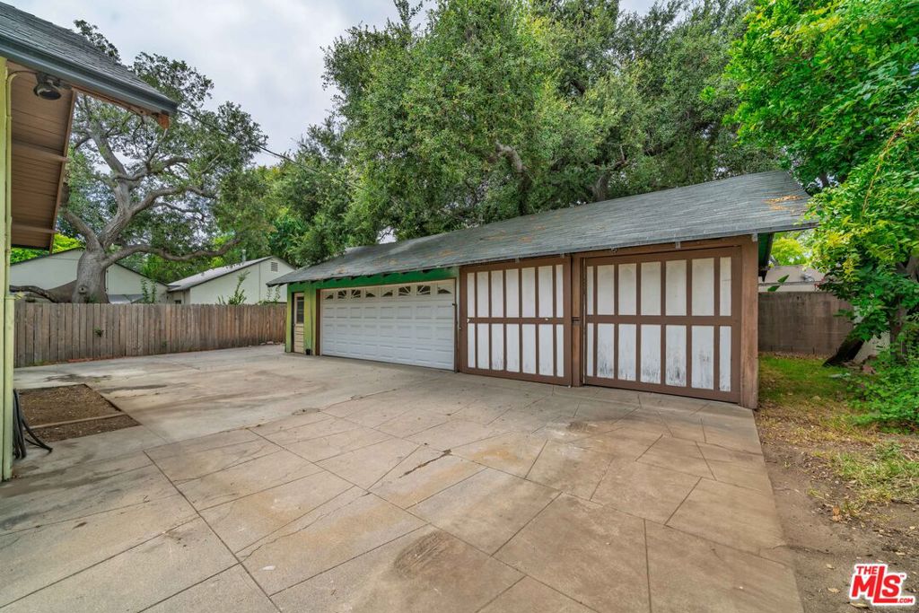 105 El Nido Avenue Property Photo 37