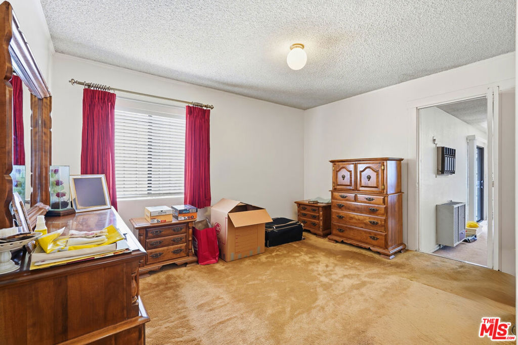 7819 Dalton Avenue Property Photo 11