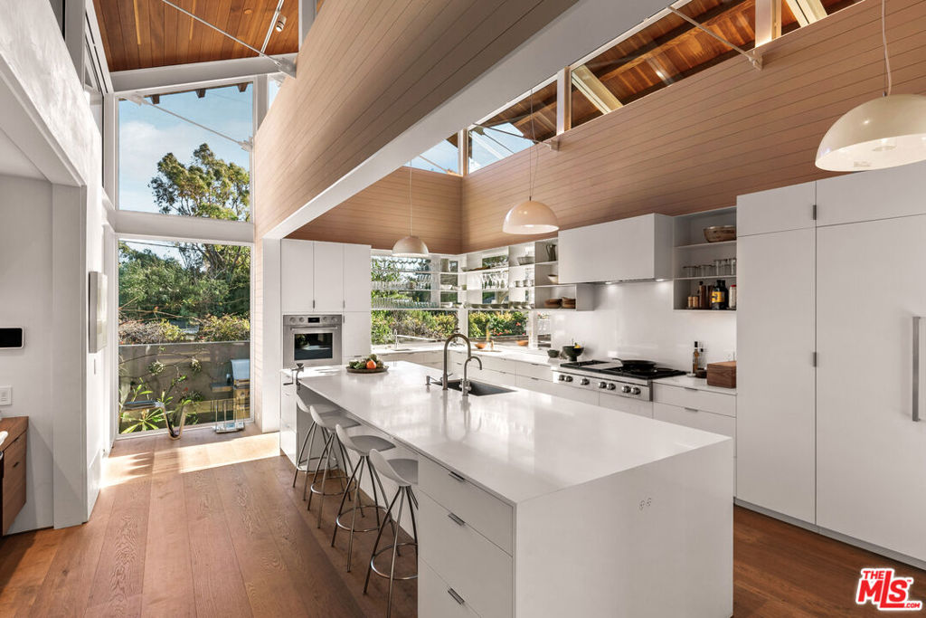 6728 Wildlife Road Property Photo 13