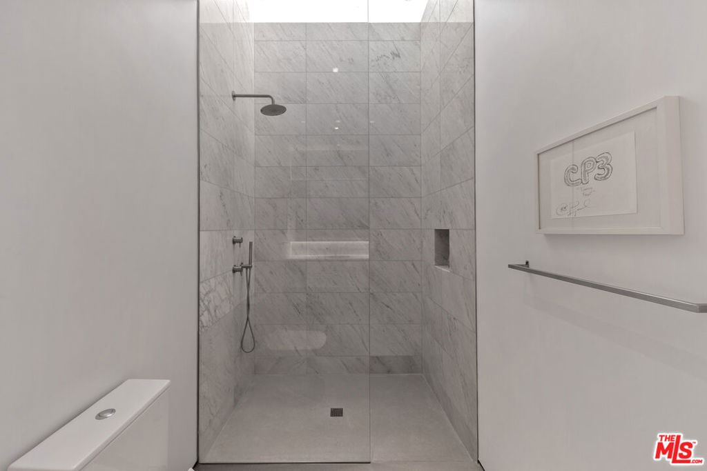 6728 Wildlife Road Property Photo 25