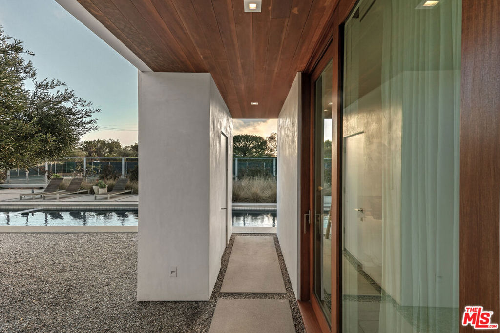 6728 Wildlife Road Property Photo 30