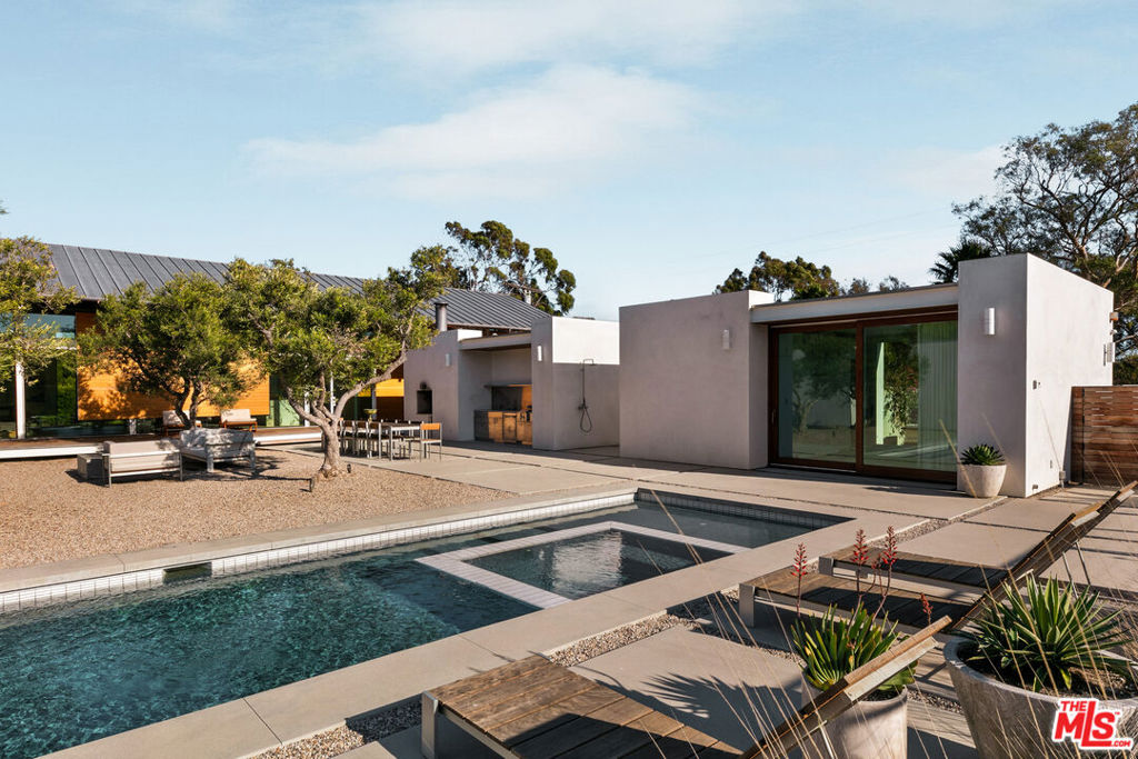 6728 Wildlife Road Property Photo 47