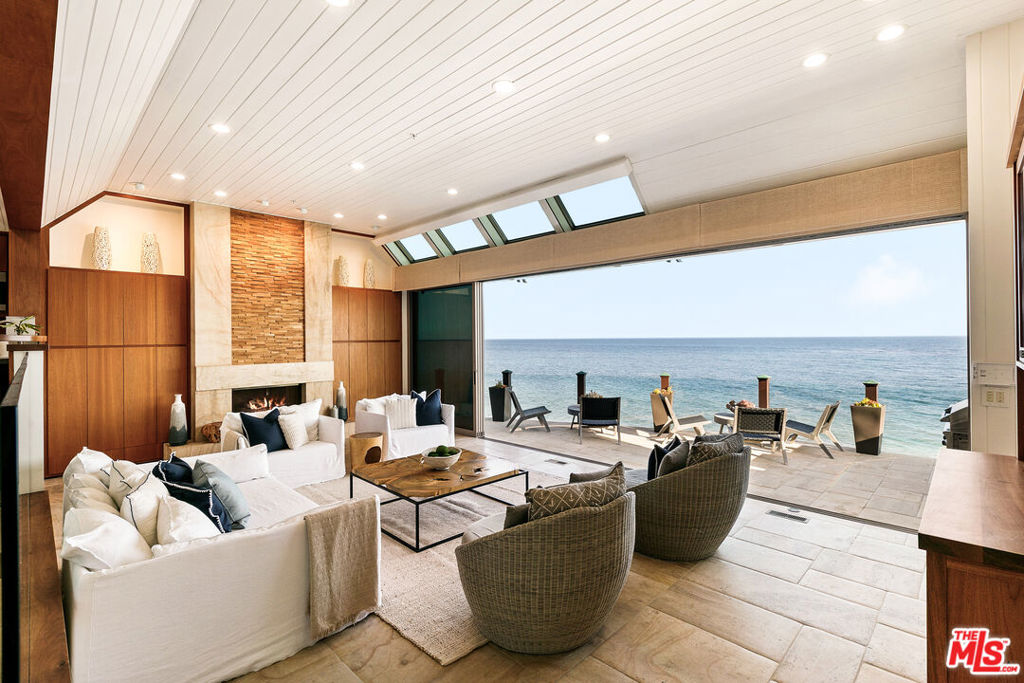 27352 Pacific Coast Highway Property Photo 2