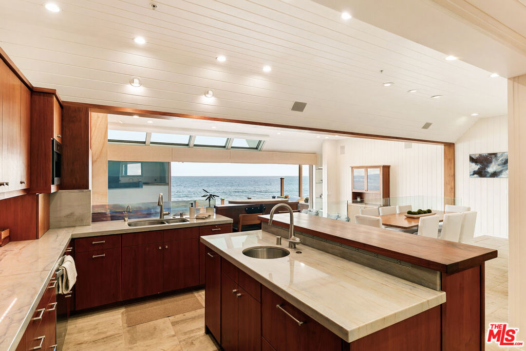 27352 Pacific Coast Highway Property Photo 10