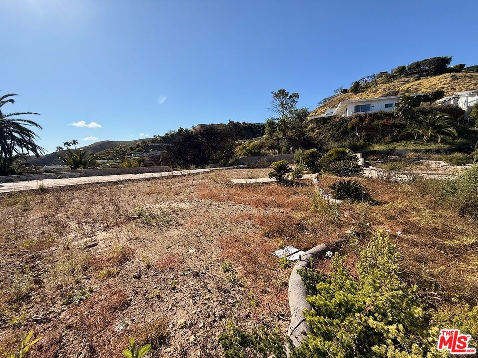 1073 Glenhaven Drive Property Photo 13