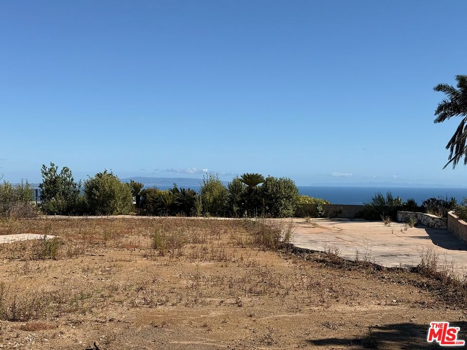 1073 Glenhaven Drive Property Photo 14