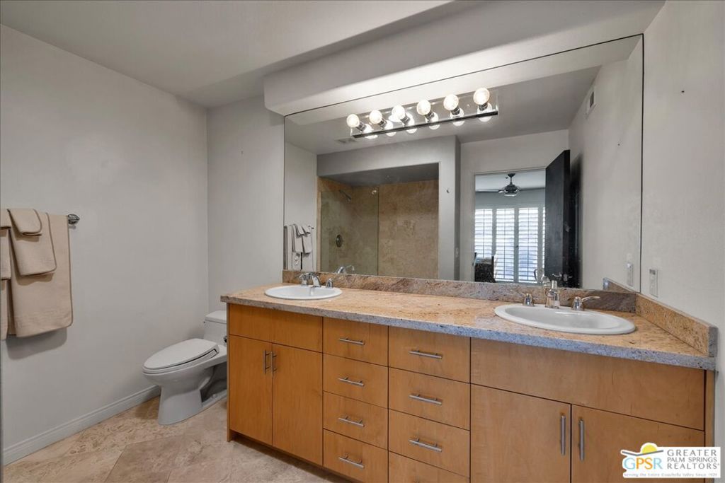 1520 N Via Miraleste Property Photo 8