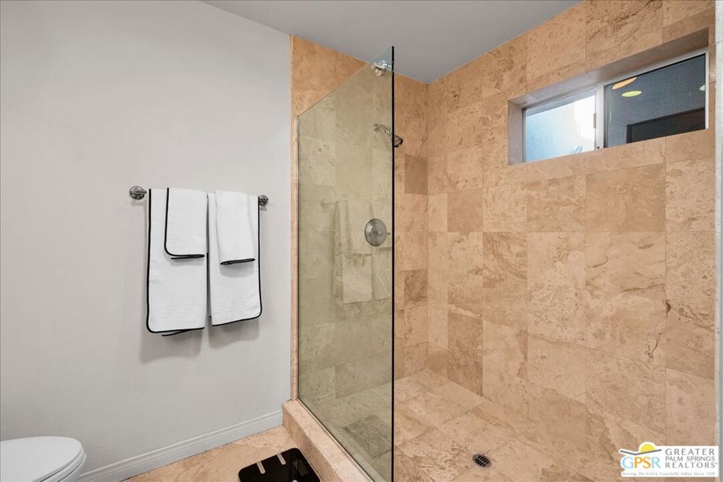 1520 N Via Miraleste Property Photo 10