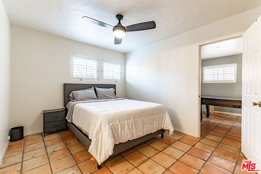 216 S Carmelina Avenue Guesthouse Property Photo 9