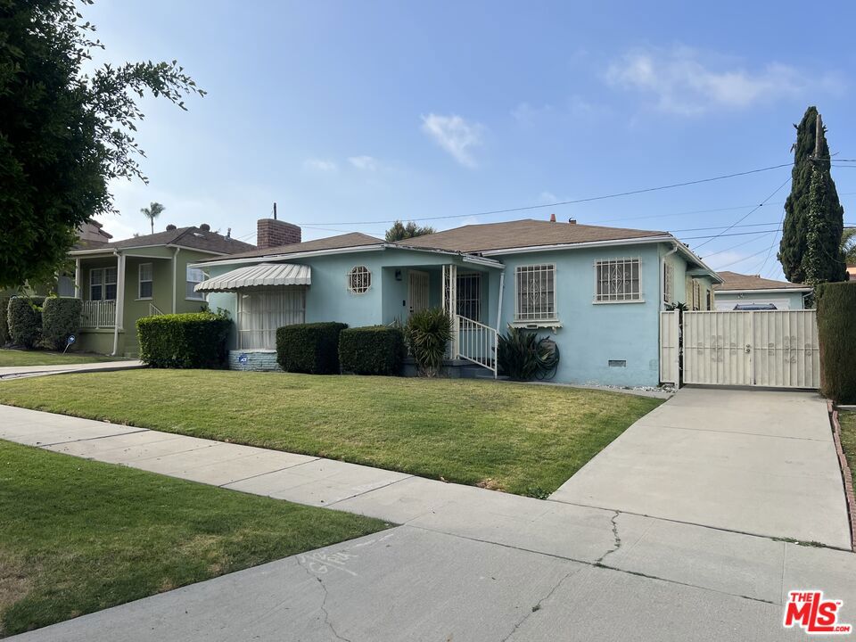 3511 Floresta Avenue Property Photo 1