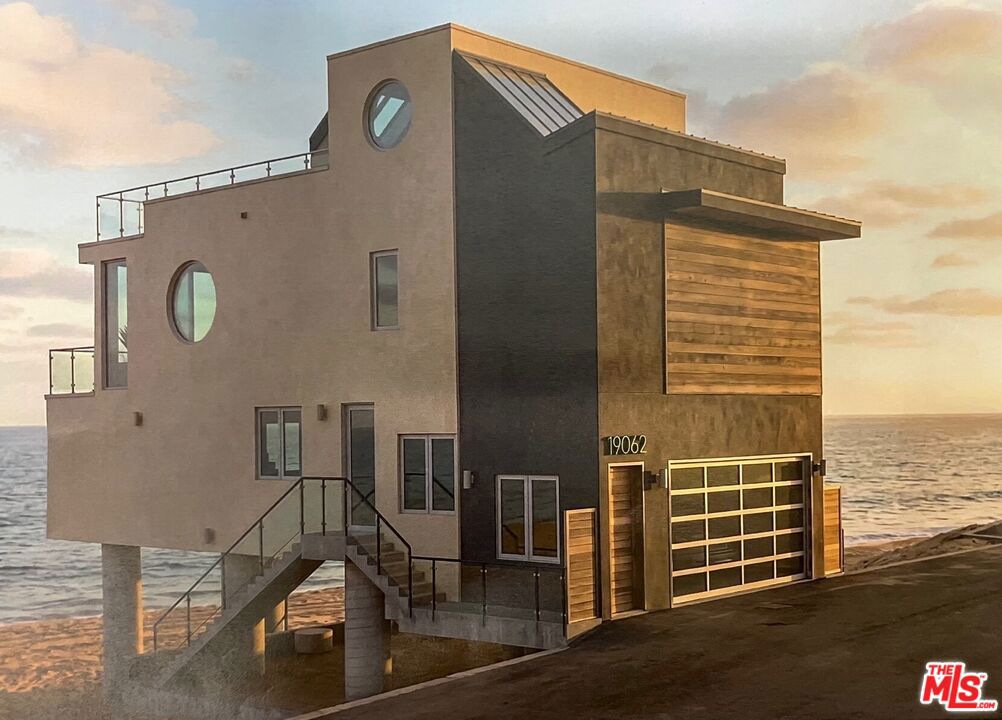 19062 Pacific Coast Highway Property Photo 4