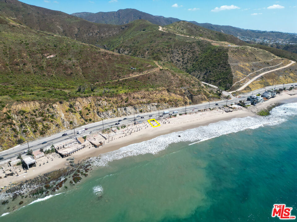 19062 Pacific Coast Highway Property Photo 17
